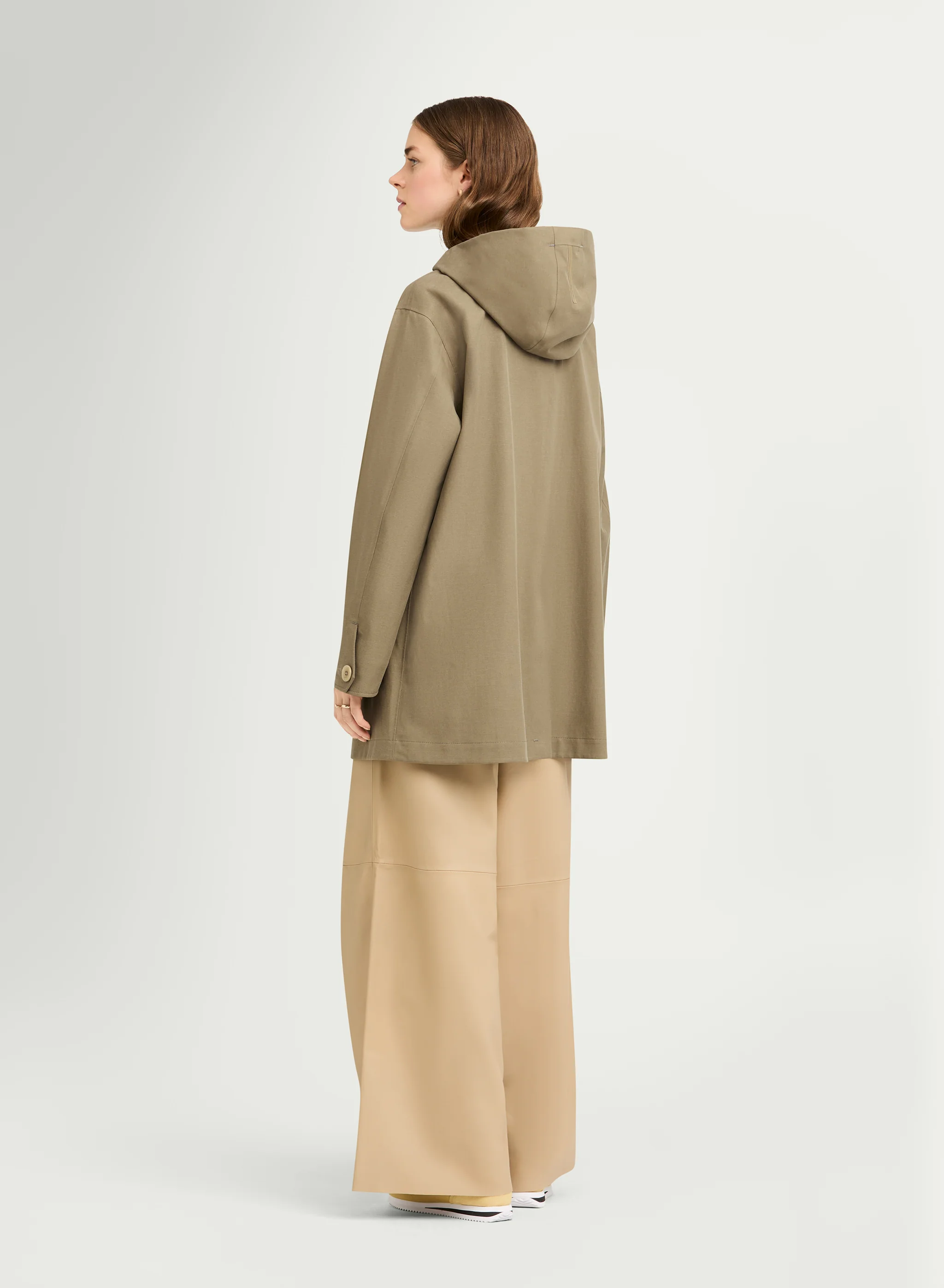 CLEO - Image 27