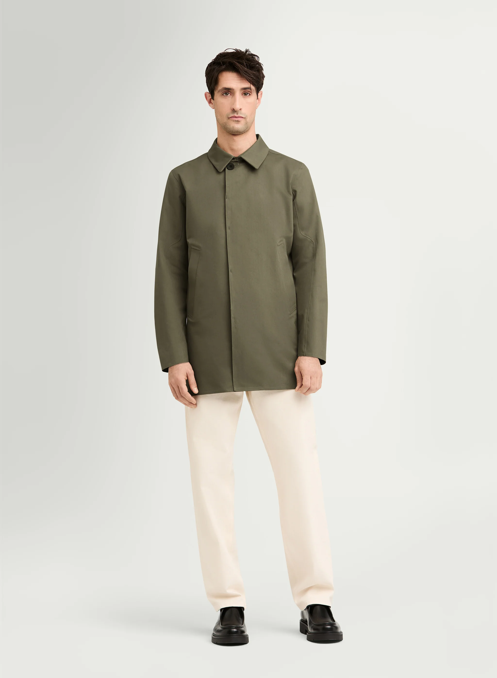 COACH - Image 5