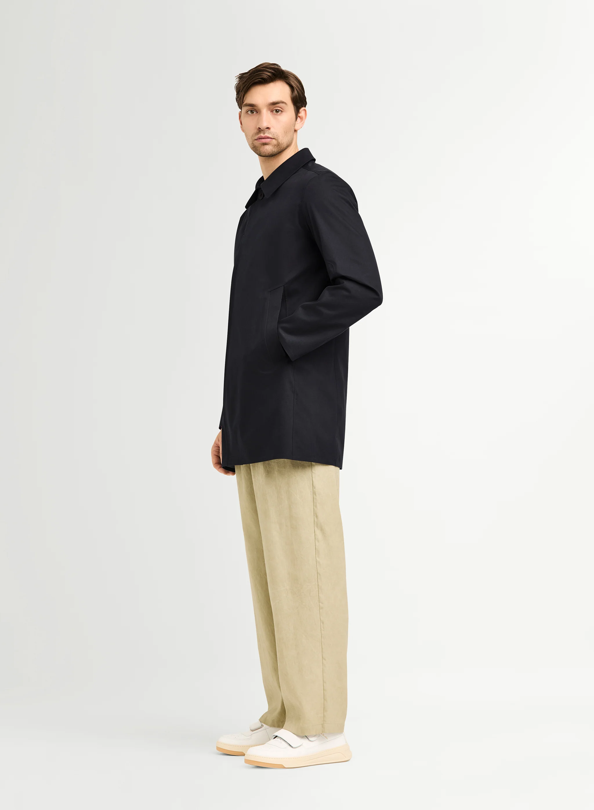 COACH - Image 9