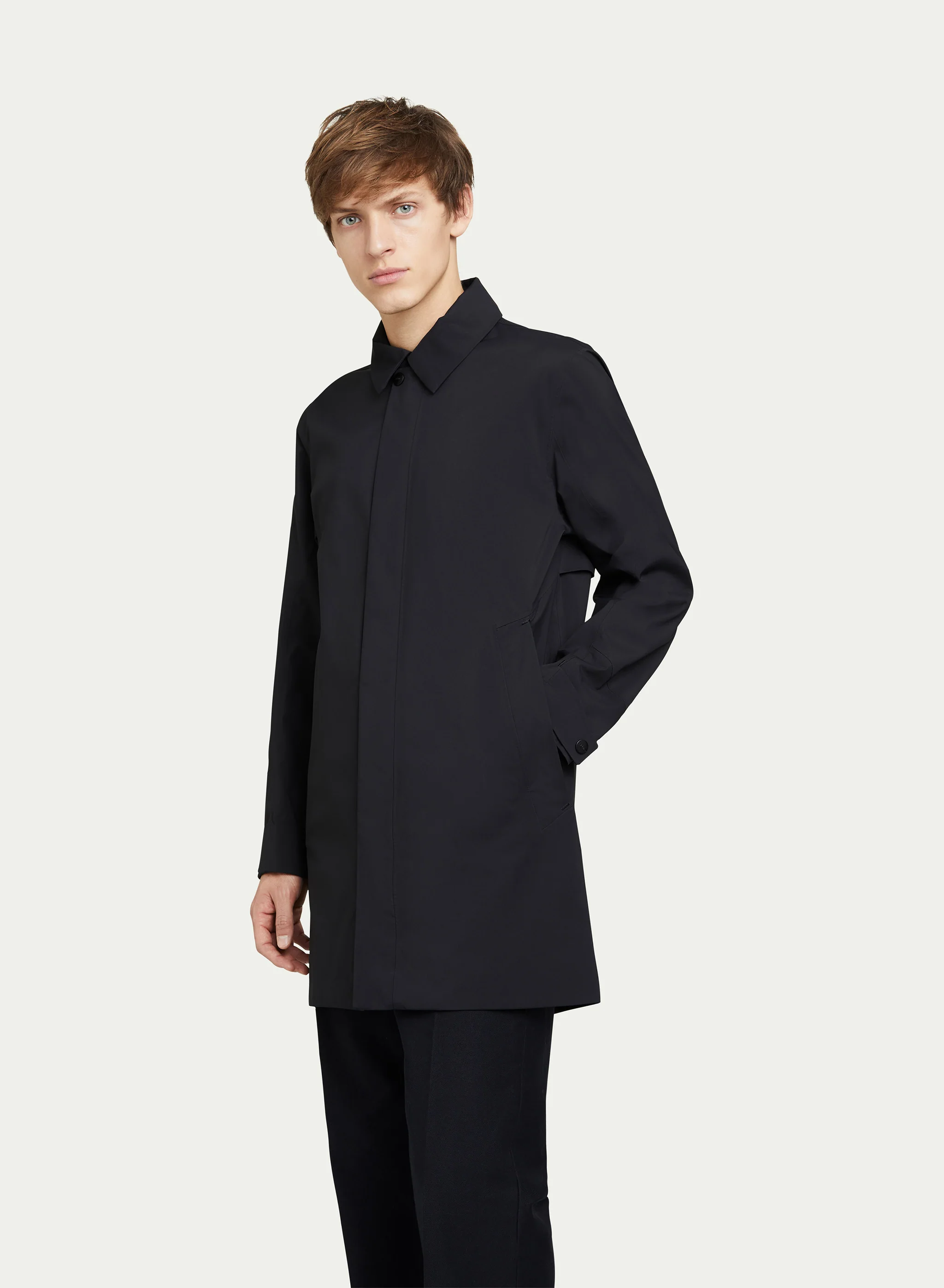 VENTURE - Image 7